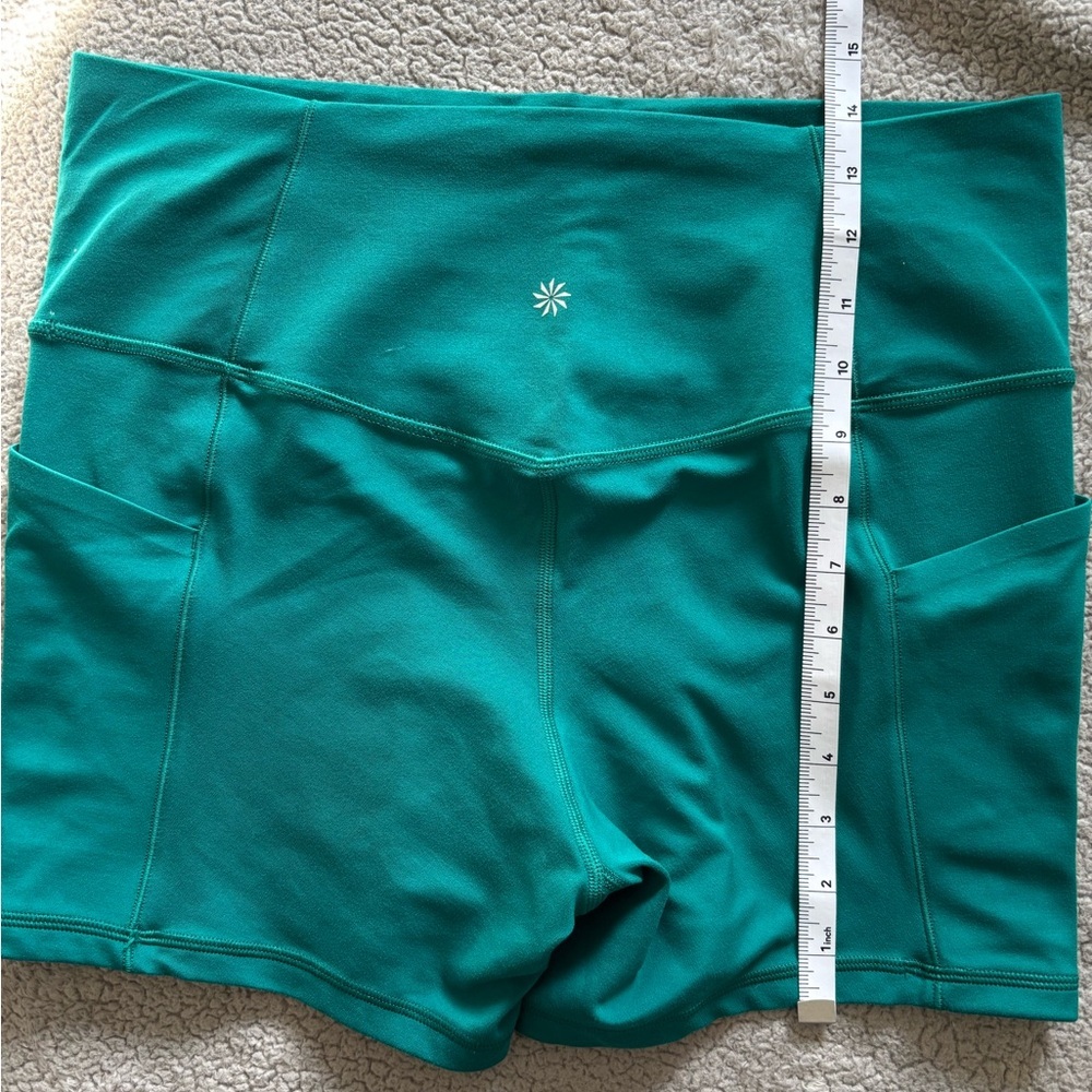 Athleta Shorts 5”